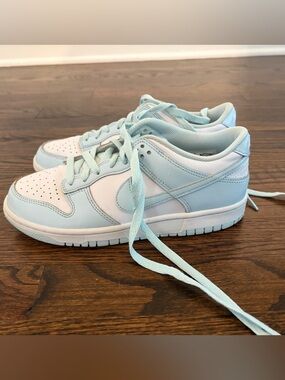 Nike Dunk Low Youth Size 6.5 – Light Blue/White (University Blue Style)
